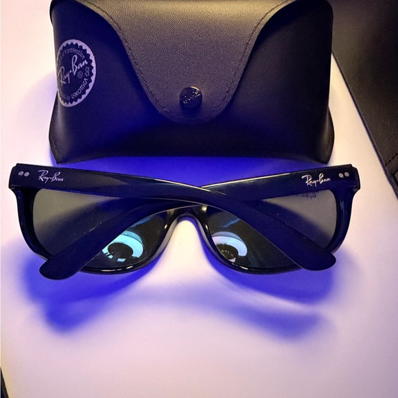 Ray-Ban Sleek Black Sunglasses RB 4089 Balorama - Picture 5 of 5